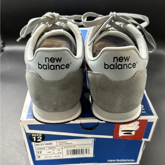 New Balance 311, Women Classics Traditionnels Sneakers, Size 12 M, , Gray-09-08 - Picture 2 of 8